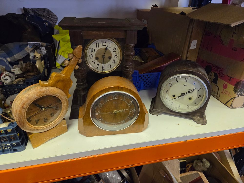 Lot 356 – An Assortment of Mid-20th Century Wood and Cased Mantel Clocks including Smiths Examples