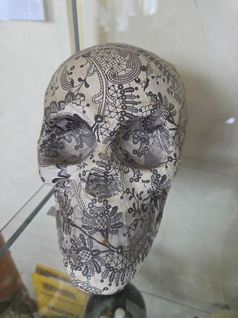 Lot 600 – A contemporary decorative skull in the Day of the Dead style