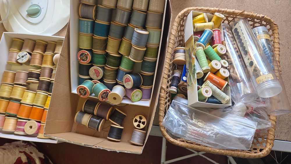 Lot 153 – A Collection of Vintage Sewing Thread Spools and Haberdashery
