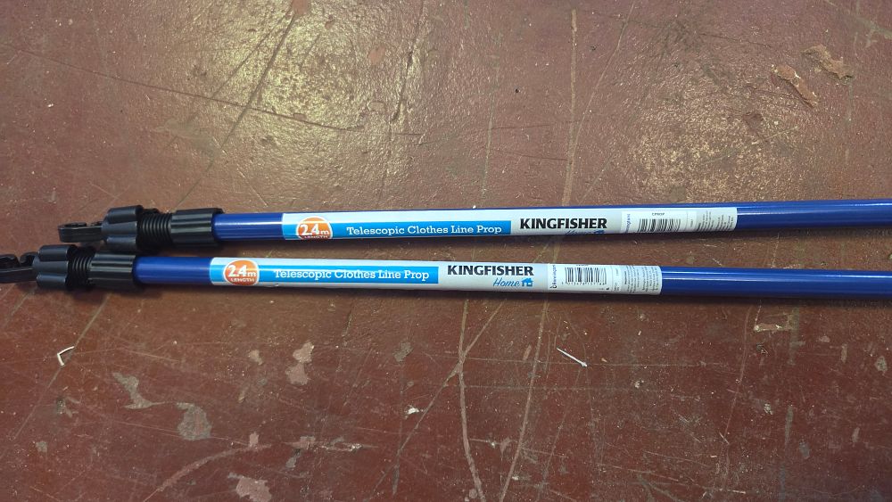 Lot 307 – A Pair of Kingfisher Home 2.4m Telescopic Clothes Line Props