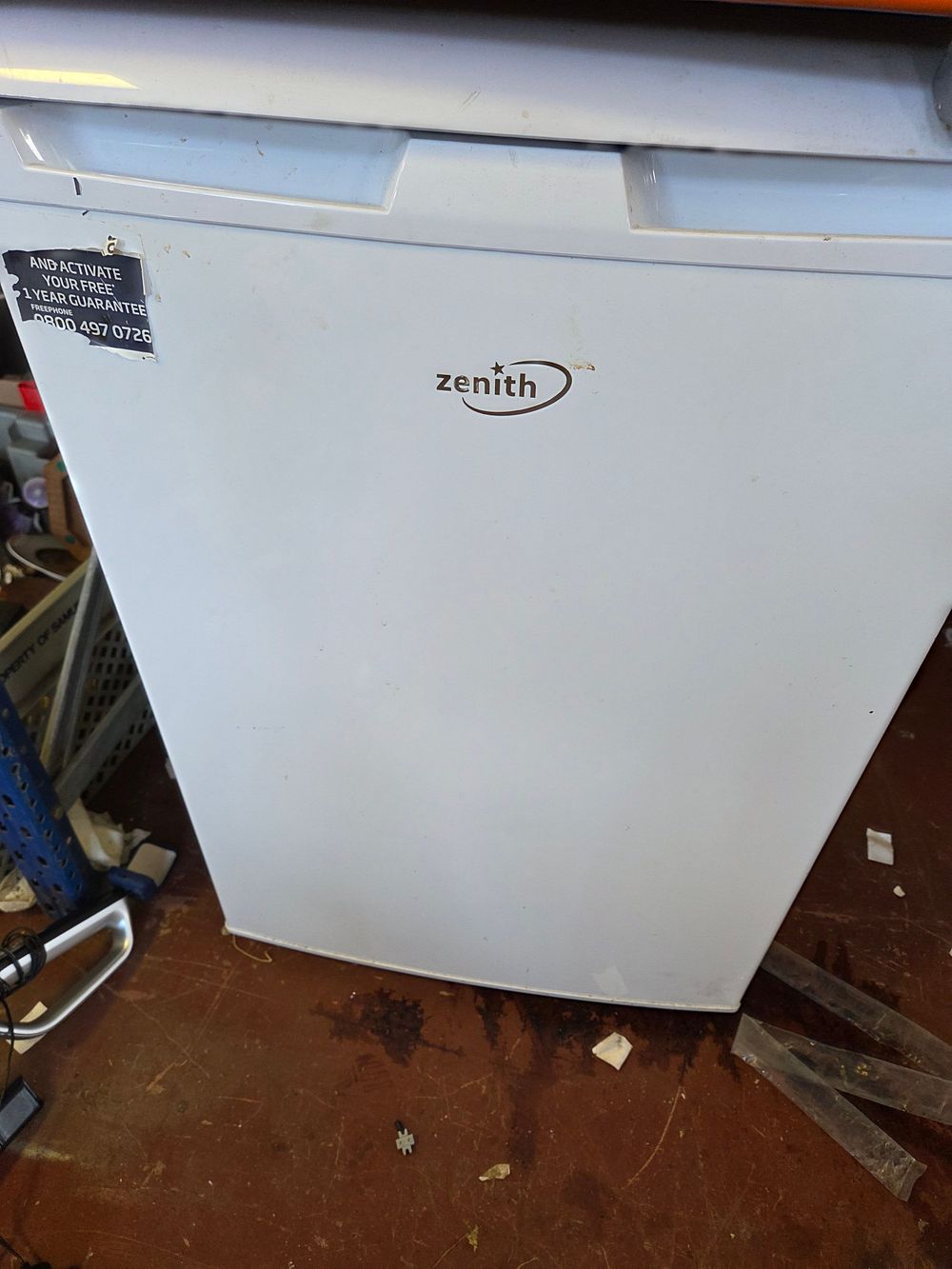 Lot 376 – Zenith White Under-Counter Domestic Appliance w/o