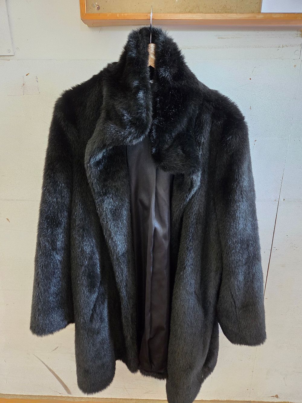 Lot 386 – M&S Collection Black Faux Fur Coat Size 20