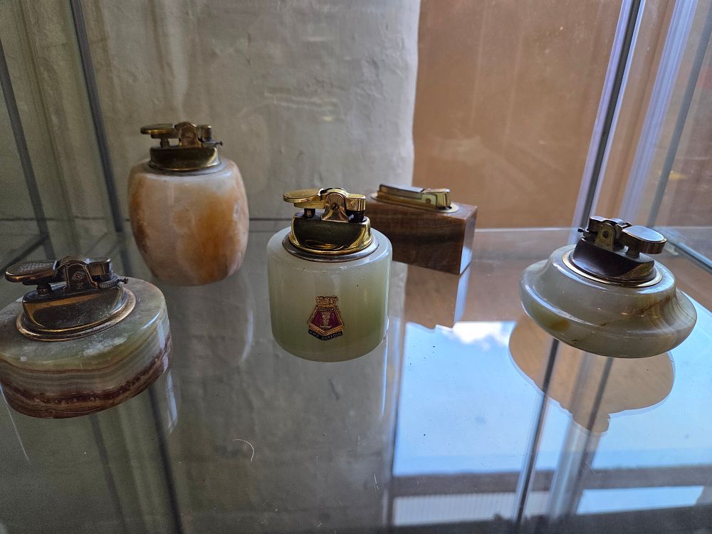 Lot 611 – A Collection of Mid-20th-Century Onyx and Hardstone Table Lighters