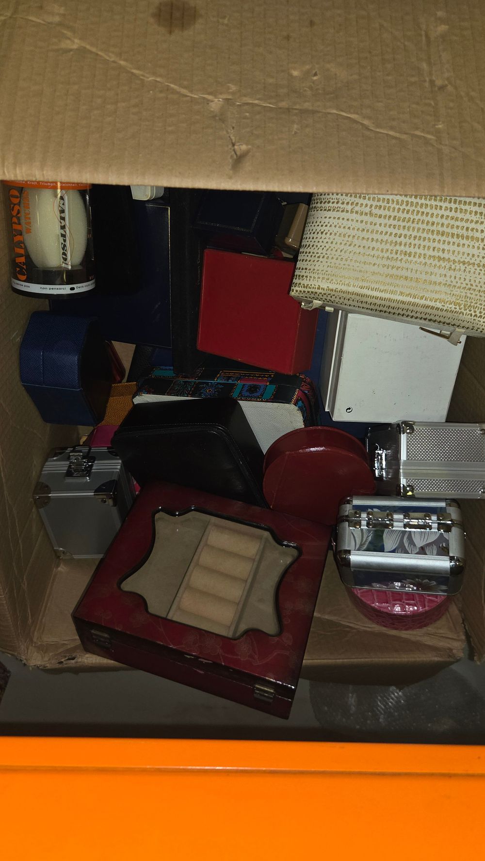 Lot 151 – A Collection of Assorted Watch and Jewellery Presentation Boxes and Storage Cases