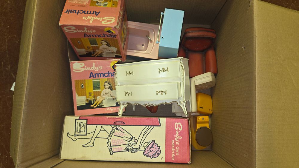 Lot 269 – A Collection of Vintage Pedigree Sindy Doll Furniture and Accessories