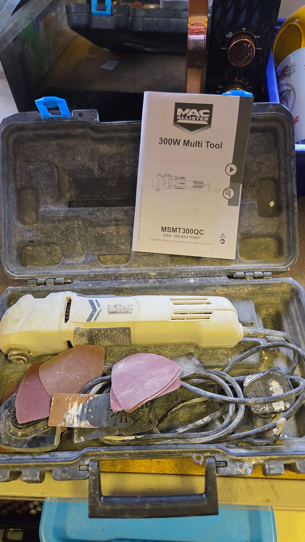 Lot 200 – A Mac Allister MSMT300QC 300W Oscillating Multi Tool with Case and Accessories working order