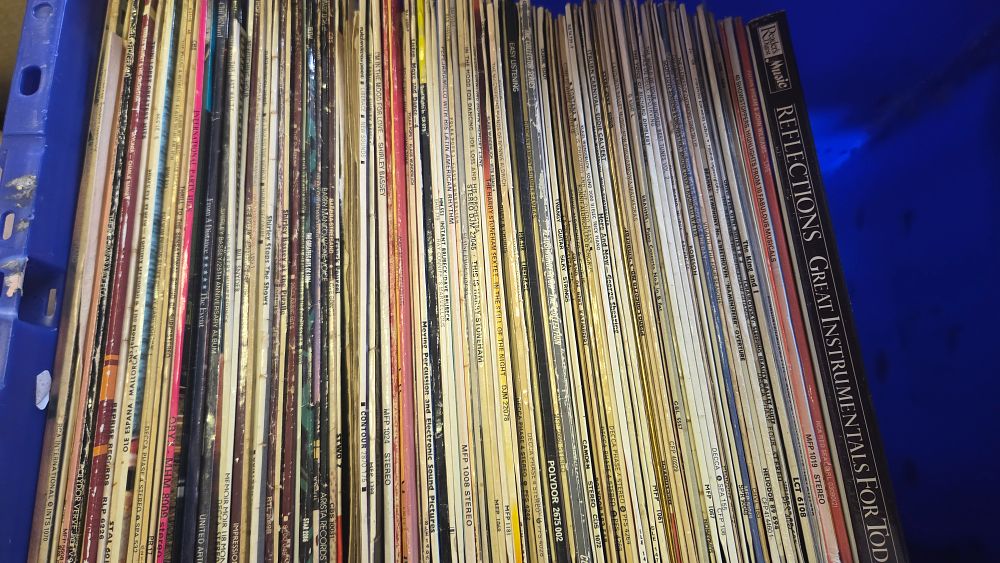 Lot 210 – A Collection of Vintage Vinyl LP Records Including Easy Listening Classical and Pop Genres