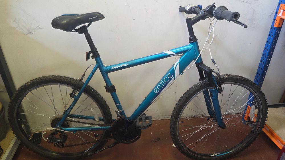 Lot 225 – An Apollo Entice Mountain Bike