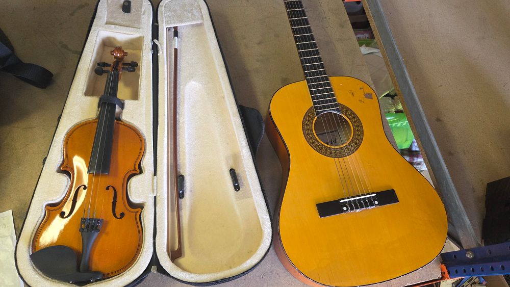 Lot 250 – Two Musical Instruments Comprising a Herald HL34 Classical Guitar and a Student Violin with Case