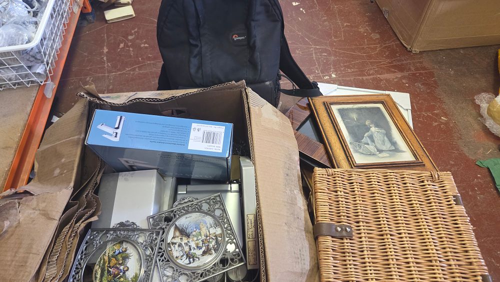Lot 307 – An Assortment of Household Goods and Collectables featuring a LowePro Backpack and Washbasin Faucet