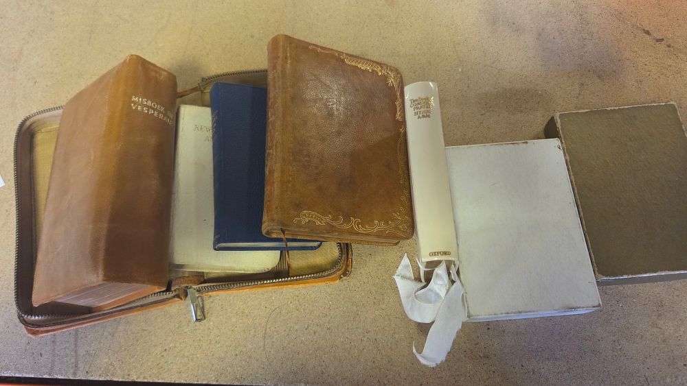 Lot 313 – An Assortment of Religious and Liturgical Volumes, including a 1915 Missal and Oxford Book of Common Prayer