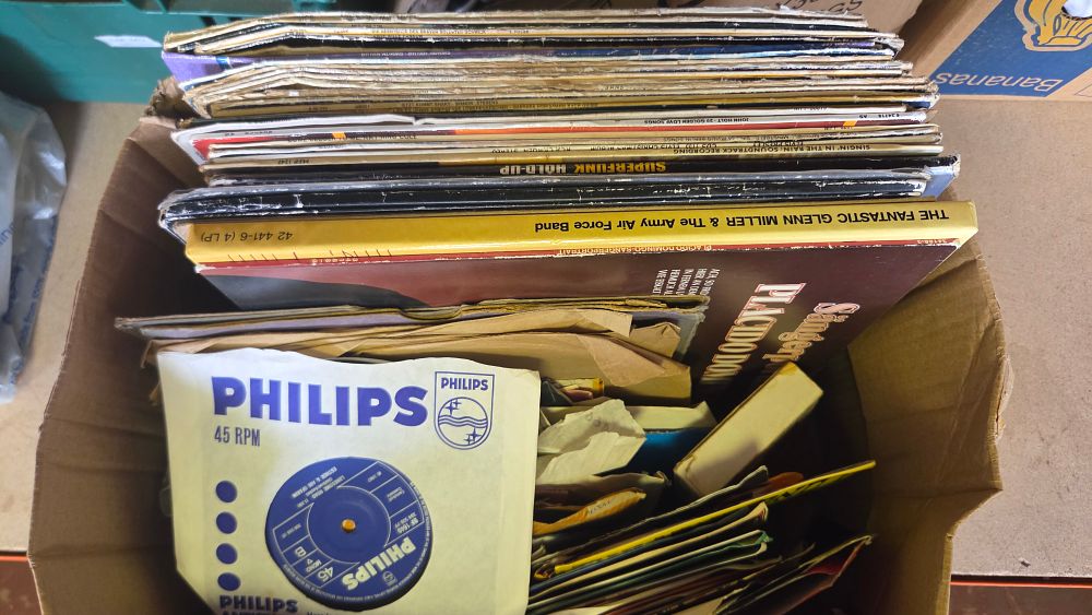 Lot 346 – A Collection of Vinyl LPs and 45 RPM Singles Including Superfunk Hold-Up and Glenn Miller