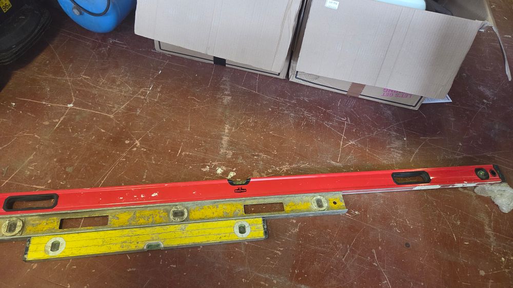 Lot 357 – A Trio of Professional-Grade Aluminium Spirit Levels