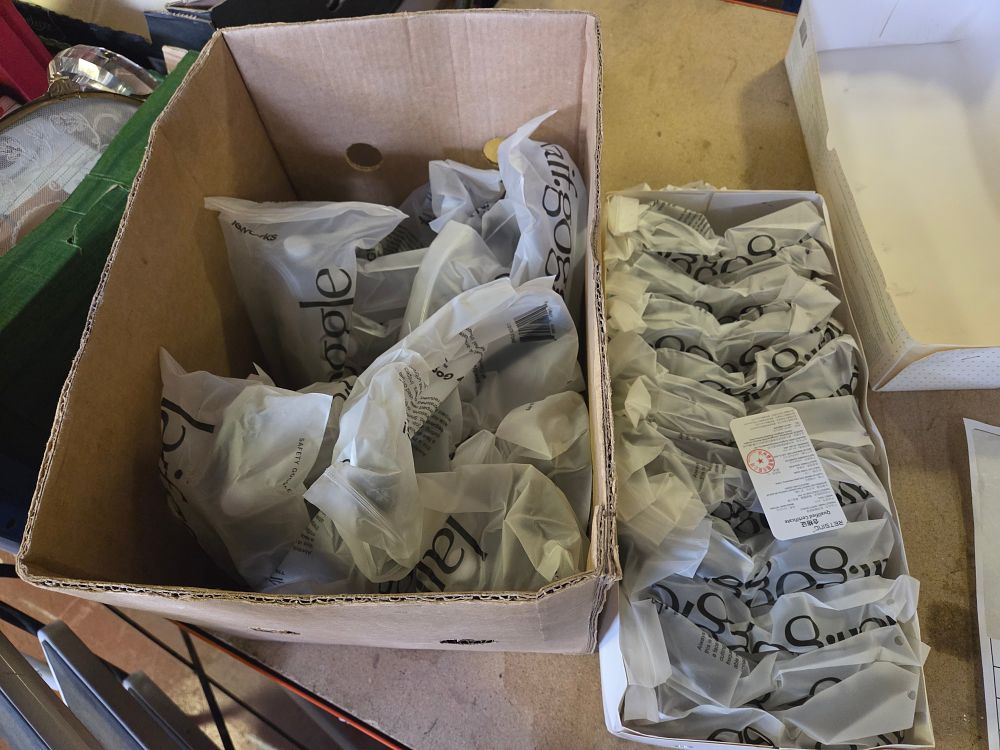 Lot 365 – A Collection of Retsinc Safety Goggles