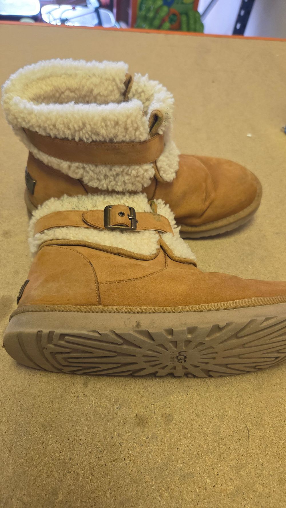 Lot 400 – A Pair of Mid-Calf Suede Boots, Size UK 7.5