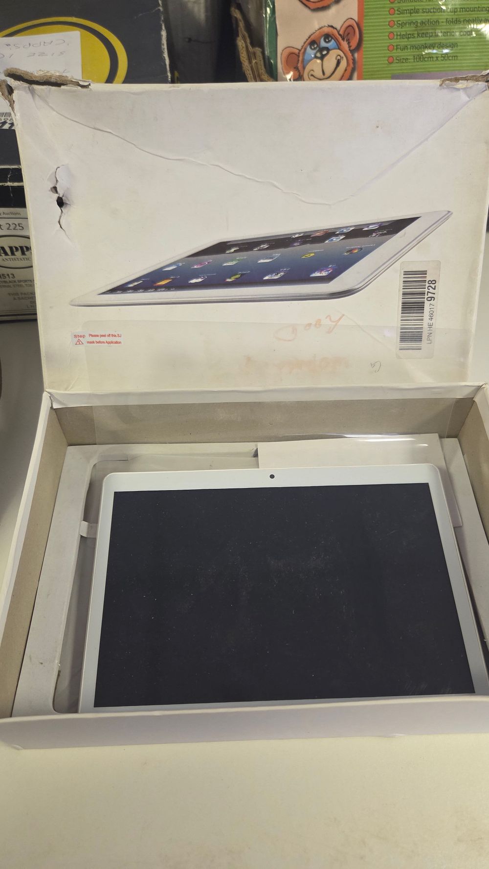 Lot 226 – Yuntab K98 10.1 Inch Android Tablet Computer