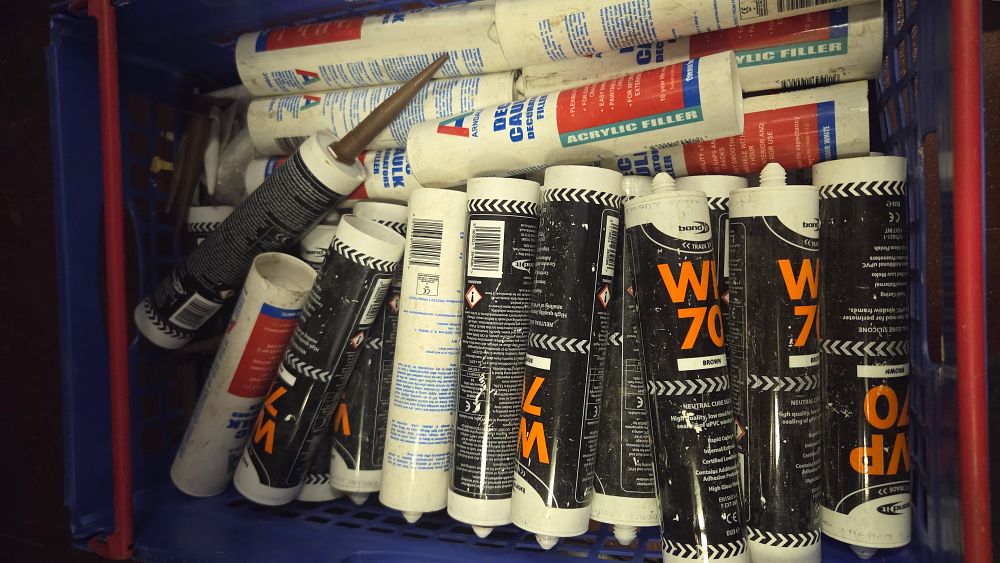 Lot 260 – An Assortment of Approximately 20 Tubes of Bond It WP70 Silicone Sealant and Acrylic Fillers