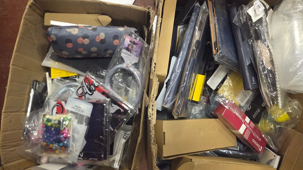 Lot 264 – Two Boxes of Mixed Retail Liquidation Stock and General Consumer Goods