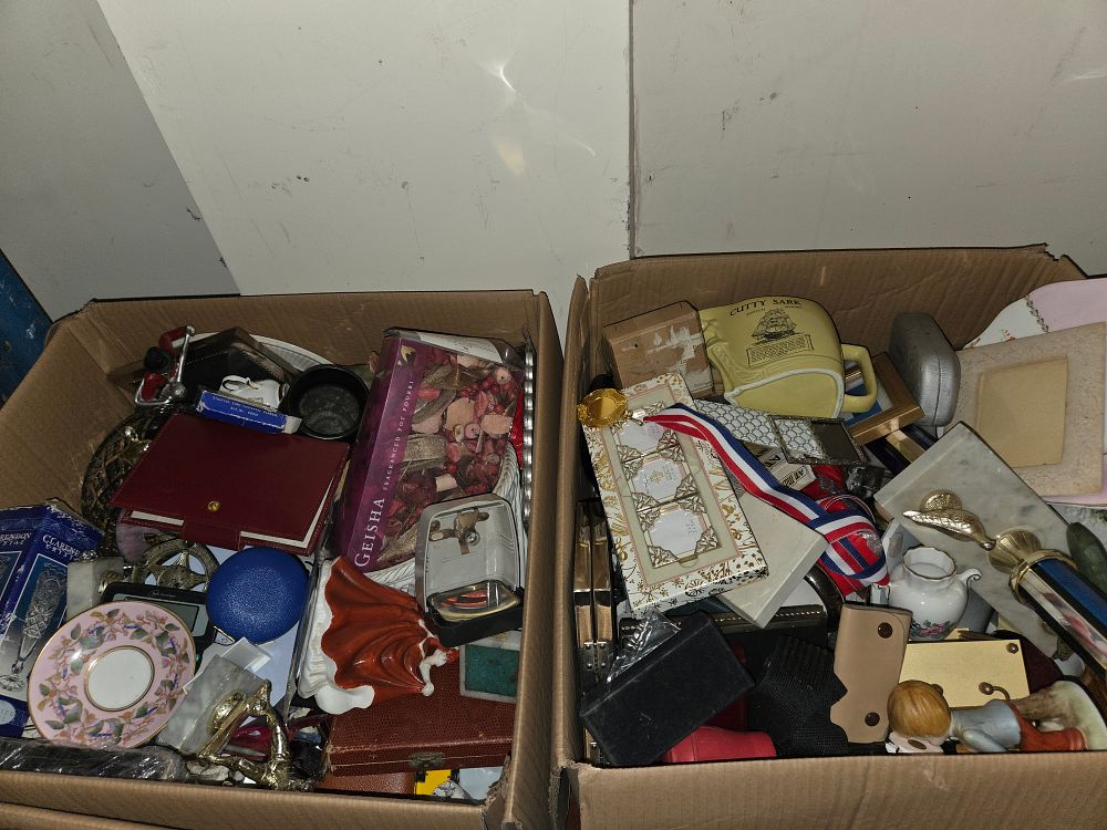Lot 330 – An Assortment of 20th-Century Decorative Items and Collectibles