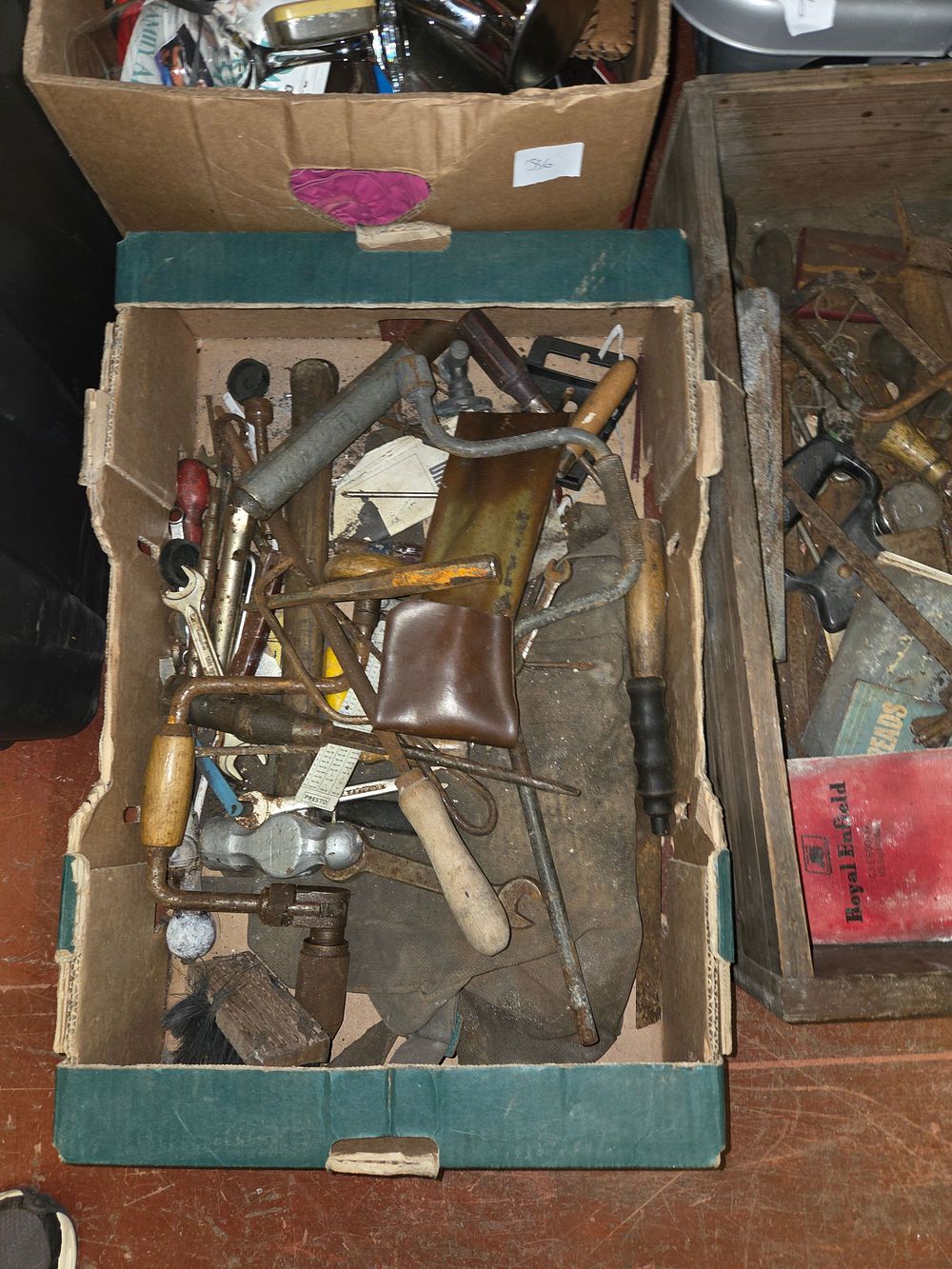 Lot 338 – An Assortment of Vintage Hand Tools and Workshop Equipment