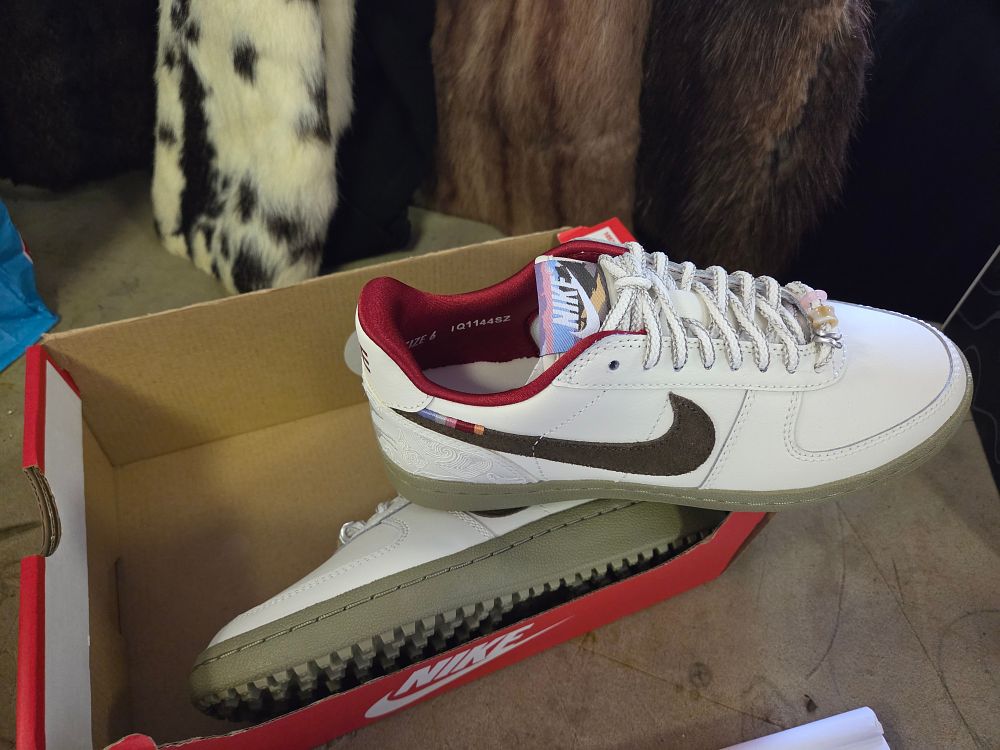 Lot 403 – A Pair of New Nike Field General SE LNY Women’s Trainers in Soft Pearl and Brown, Size 4
