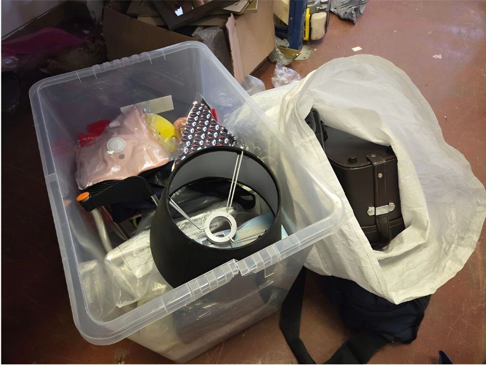 Lot 332 – An Assortment of Miscellaneous Household Goods, Collectibles and Camera Bags