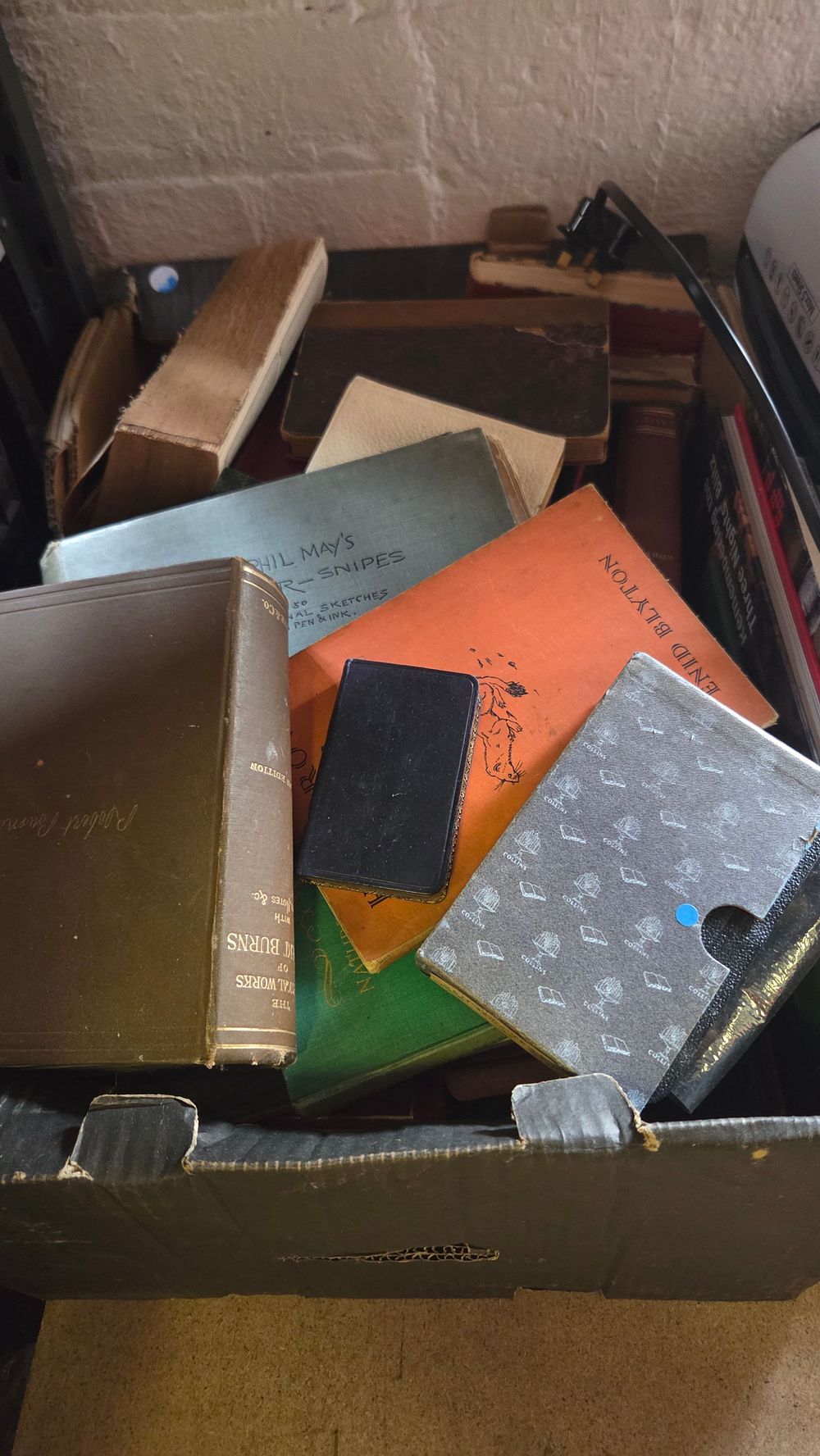 Lot 157 – A Collection of Antiquarian and Vintage Books including Robert Burns and Phil May