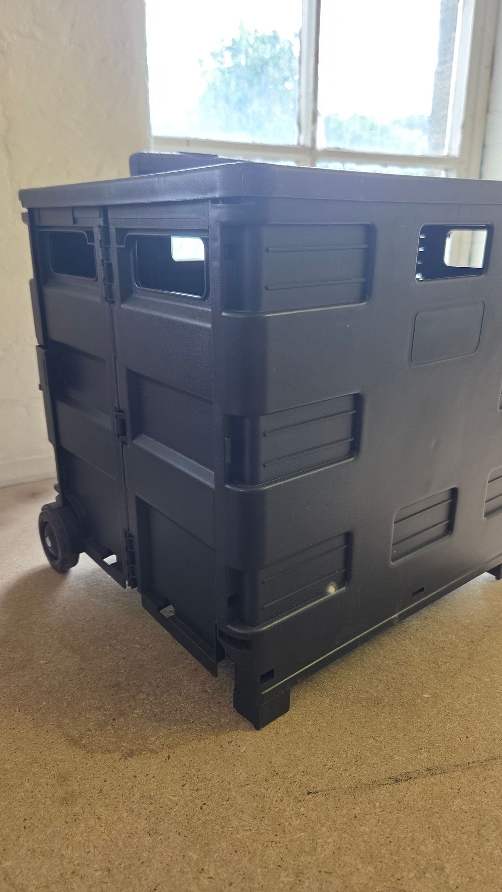 Lot 169 – Black Plastic Collapsible Rolling Utility Cart with lid