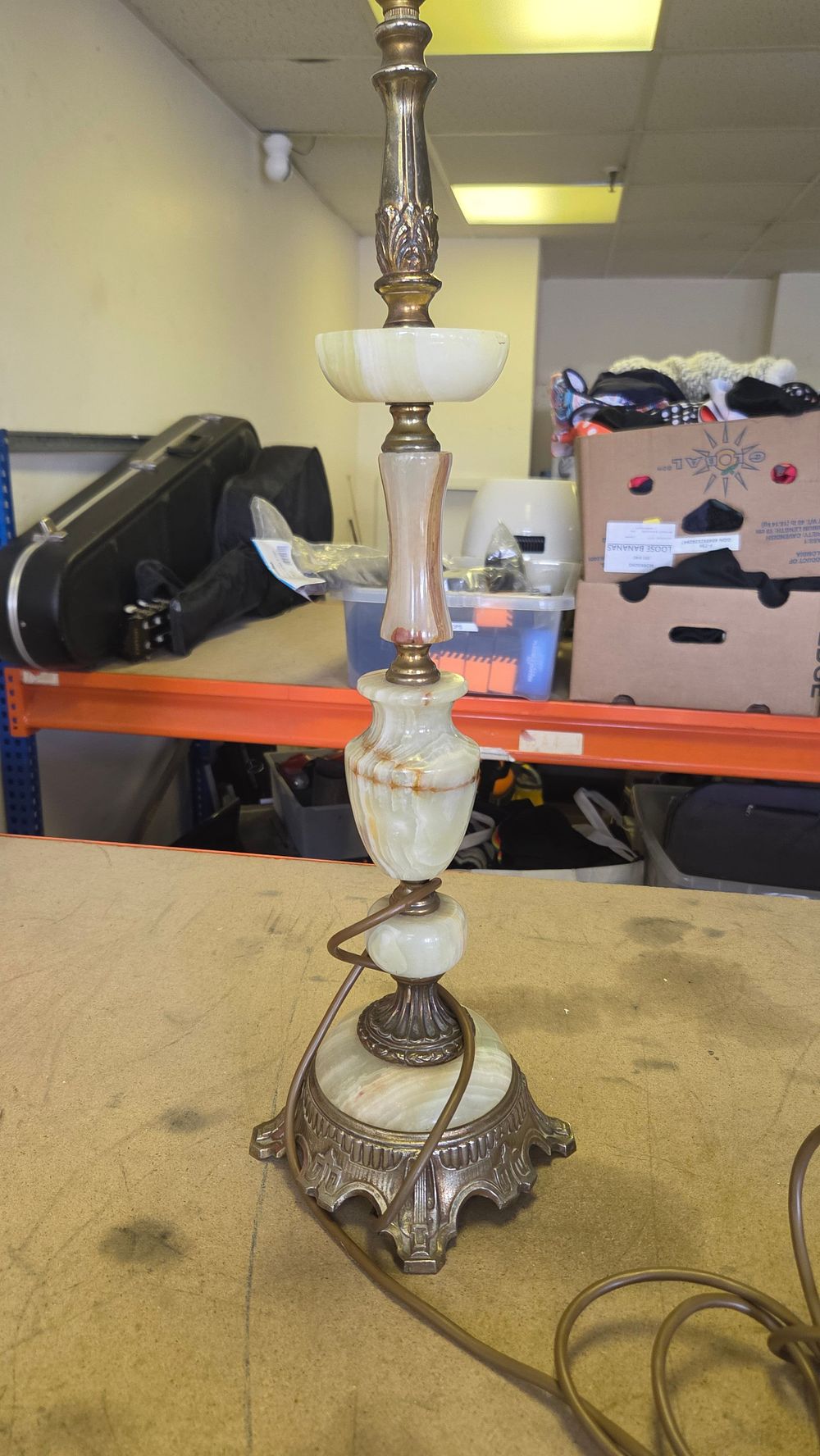 Lot 228 – Mid-20th-century Neoclassical Style Green Onyx and Gilt Metal Table Lamp