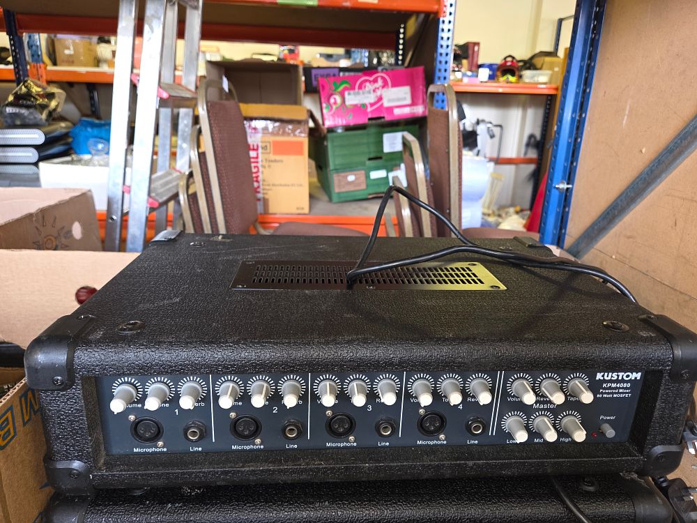 Lot 408 – Kustom KPM4080 80 Watt MOSFET 4-Channel Powered Mixer
