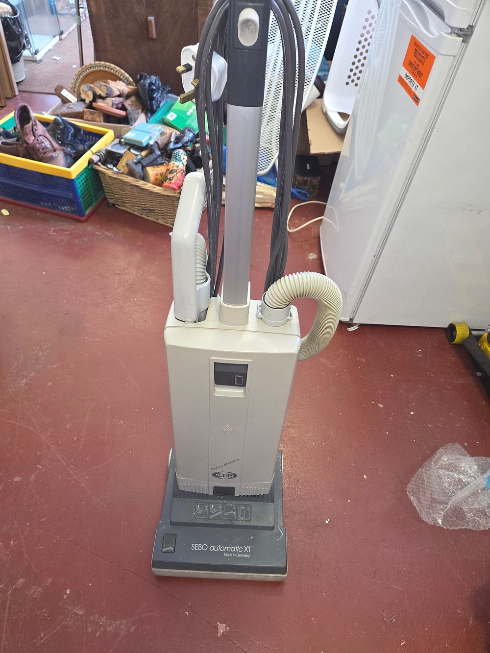 Lot 431 – SEBO Automatic X1 Upright Vacuum Cleaner