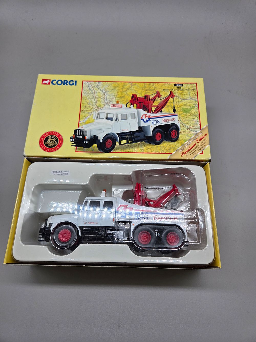 Lot 185 – Corgi Classics 17901 Scammell Contractor Wrecker BRS Rescue Premium Edition