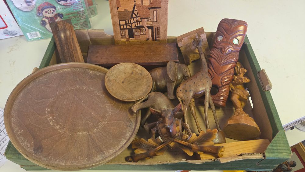 Lot 215 – A Collection of Global Wood Carvings and Treen Decorative Items
