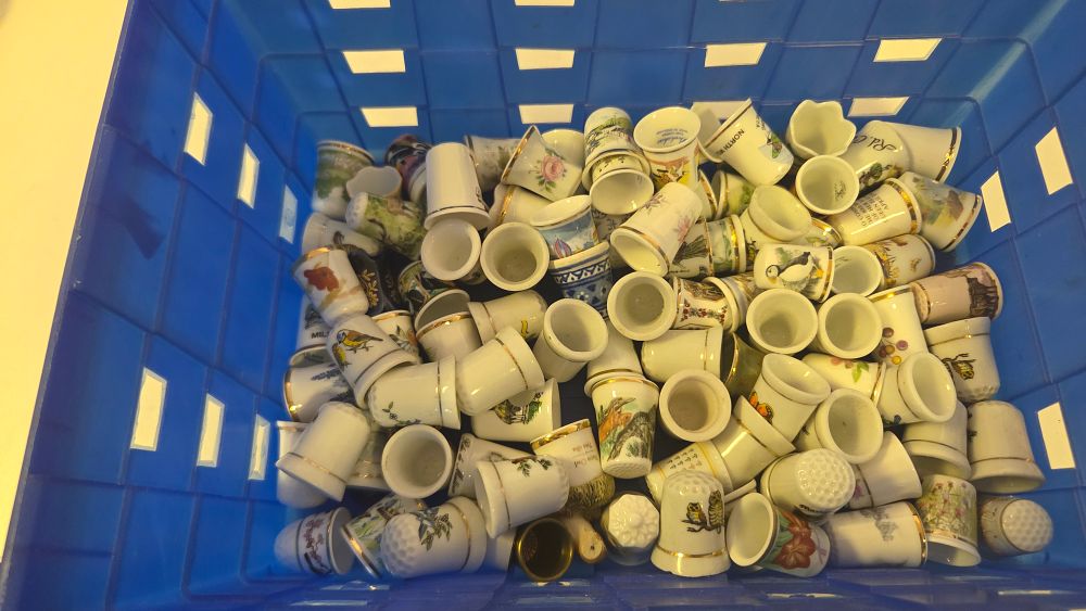 Lot 216 – A Collection of Ceramic and Metal Souvenir Thimbles