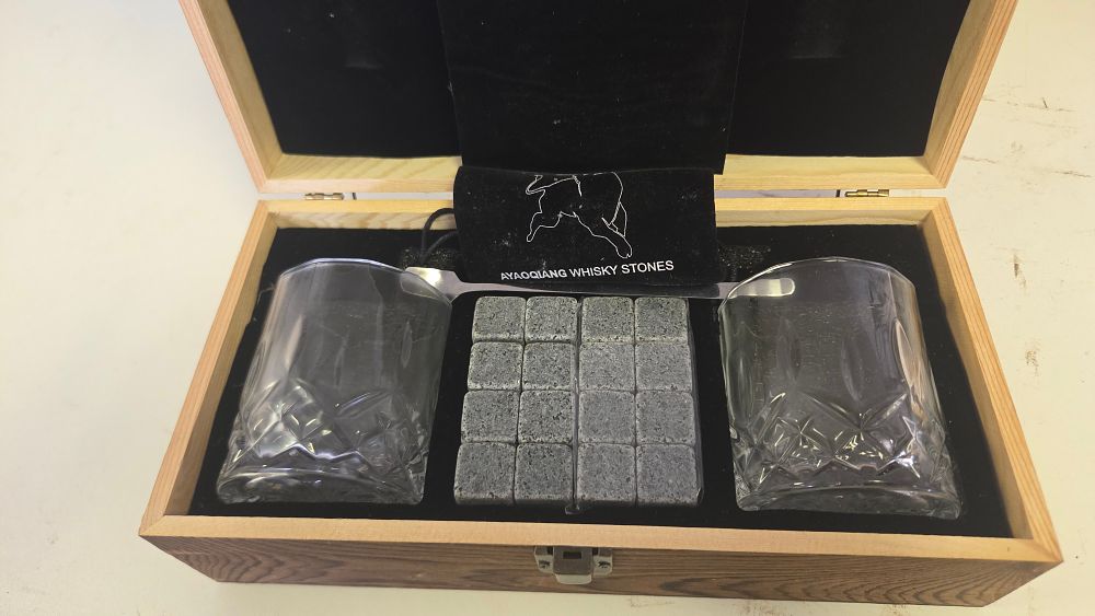 Lot 218 – An Ayaoqiang Whisky Stones Gift Set with Glassware and Accessories