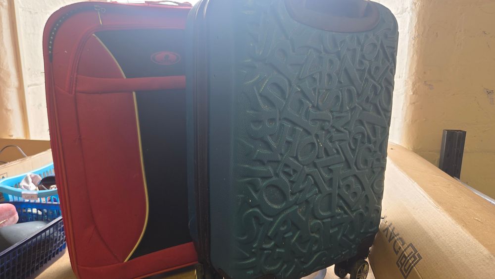 Lot 207 – Two Suitcases Comprising a Soft-Shell and a Hard-Shell Spinner Example