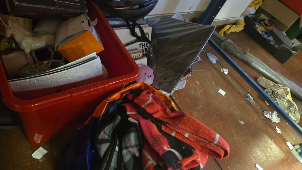 Lot 285 – two Boxes and Bag of Miscellaneous Household Goods, Textiles, and Toys