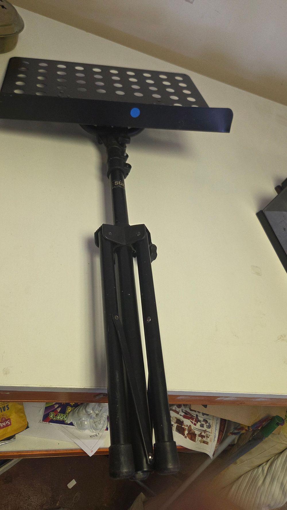 Lot 307 – A Black Powder-Coated Metal Orchestral Music Stand