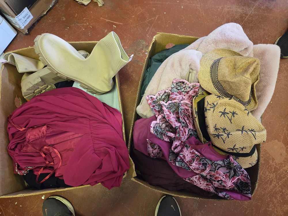 Lot 401 – An Assortment of Ladies’ Fashion Clothing, Footwear, and Accessories