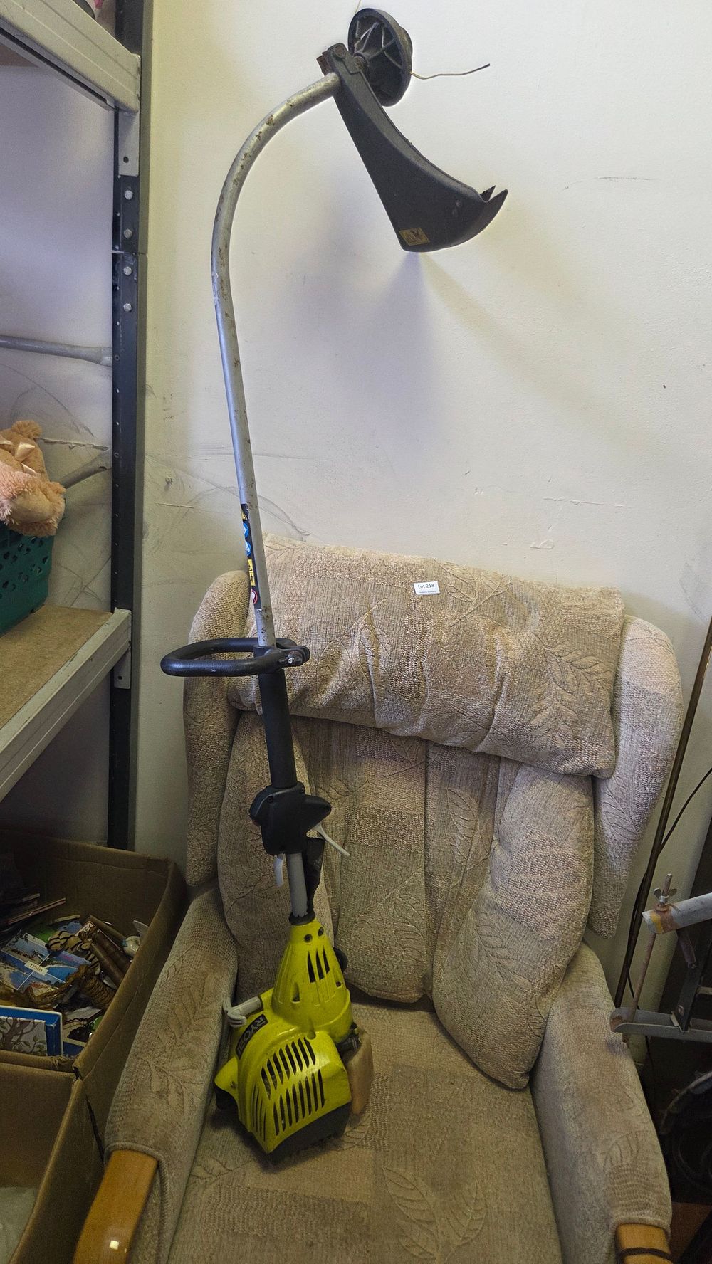 Lot 220 – Ryobi Petrol-Powered Curved Shaft String Trimmer