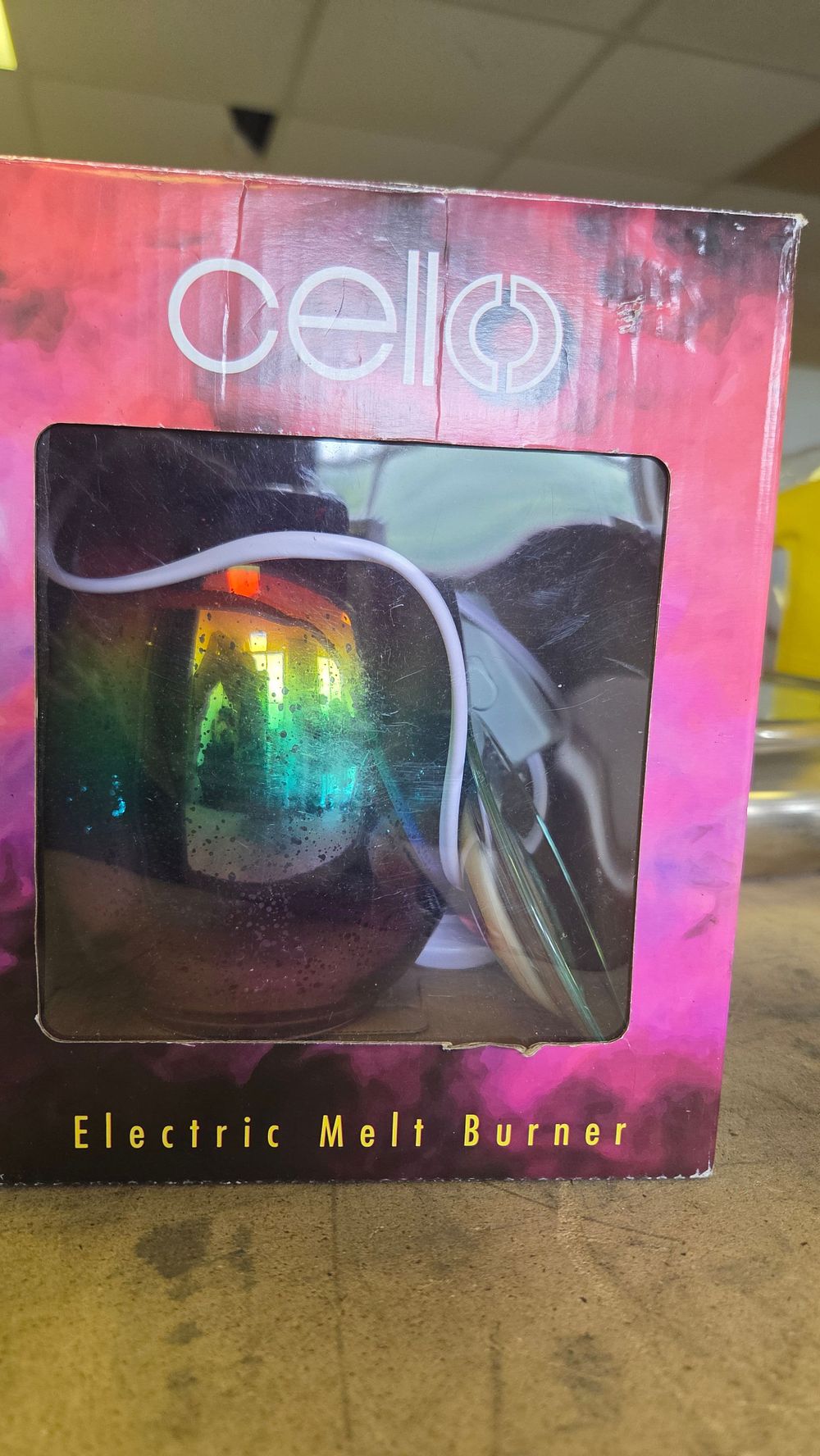 Lot 240 – Cello Electric Melt Burner