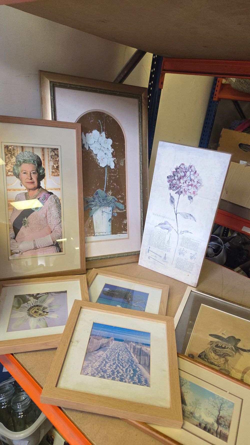 Lot 252 – A Collection of Framed and Unframed Prints and Photographs