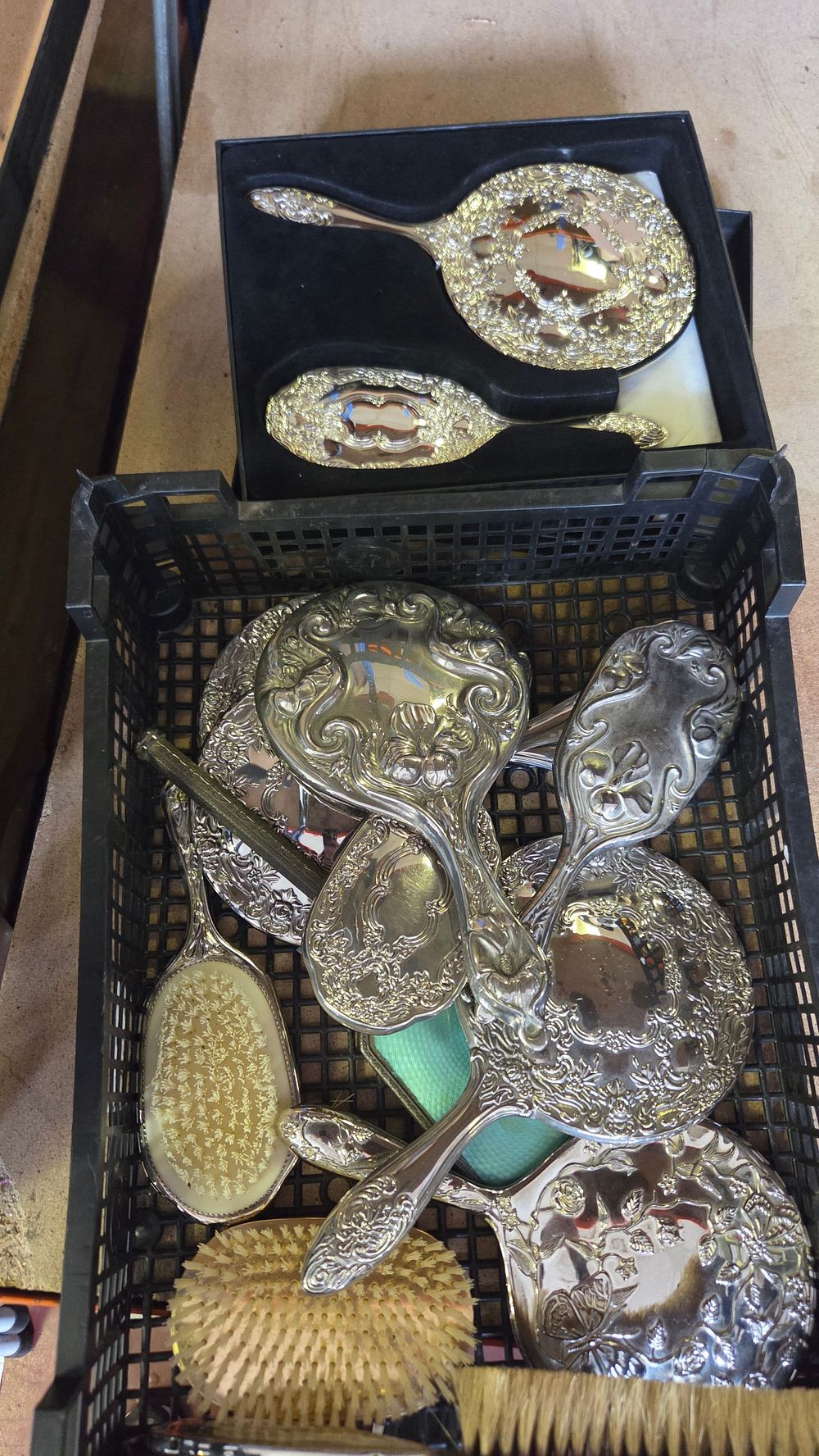 Lot 370 – An Assortment of Vintage Repoussé Silver and Silver-Plated Vanity Items