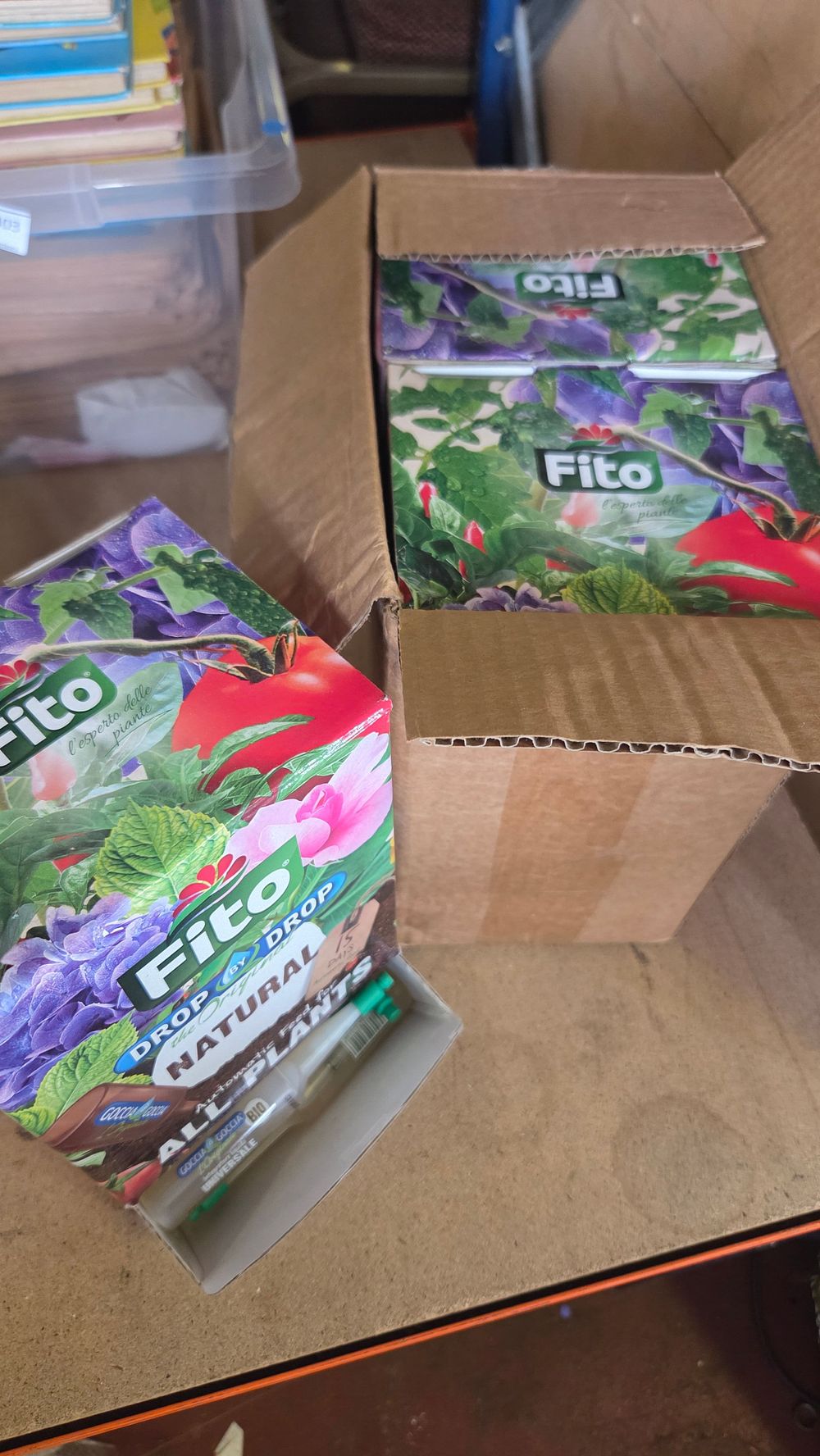 Lot 404 – An Assortment of Fito Natural and All Plants Drop by Drop Drip Feeders