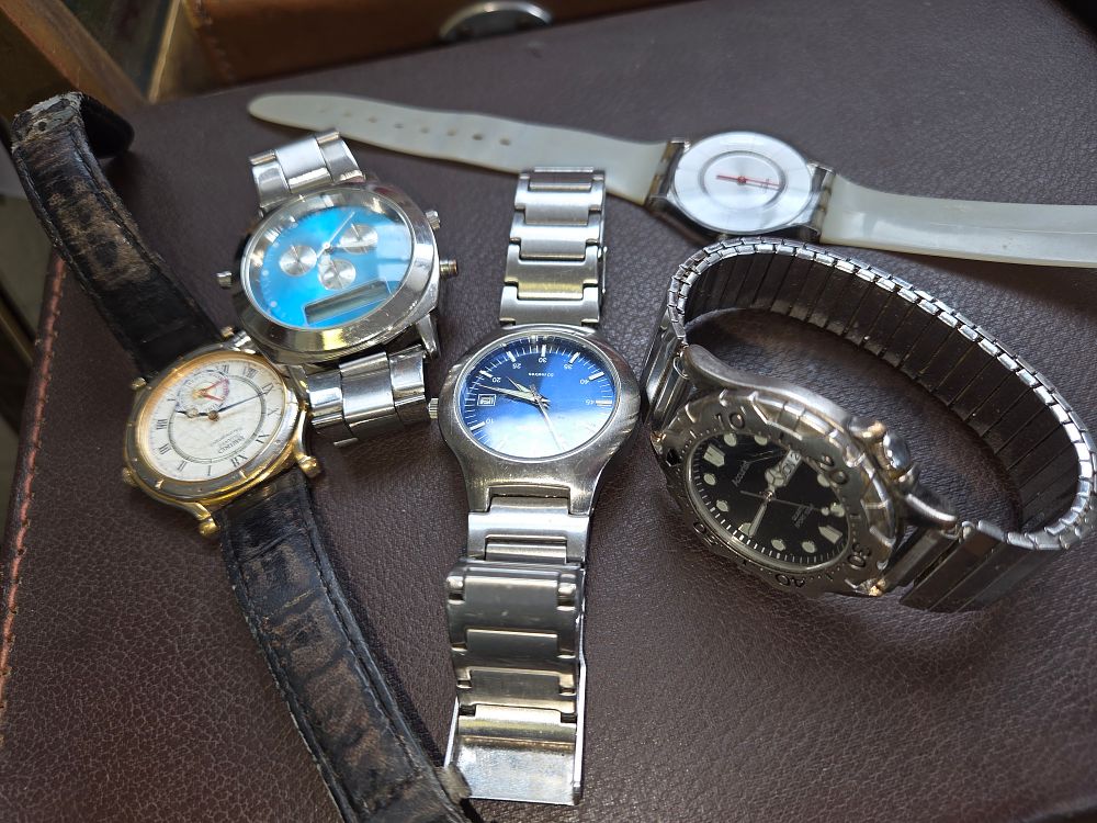 Lot 629 – An Assortment of Seiko and Accurist Quartz Wristwatches