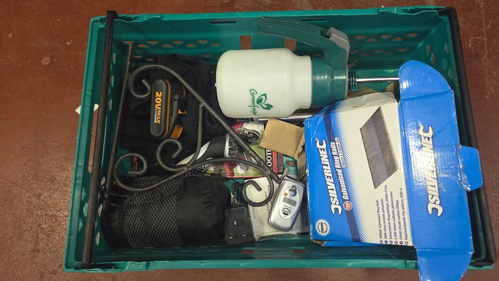 Lot 268 – An Assortment of Garden and Household Utility Items Including a Greenfinger Sprayer and Silverline Nails