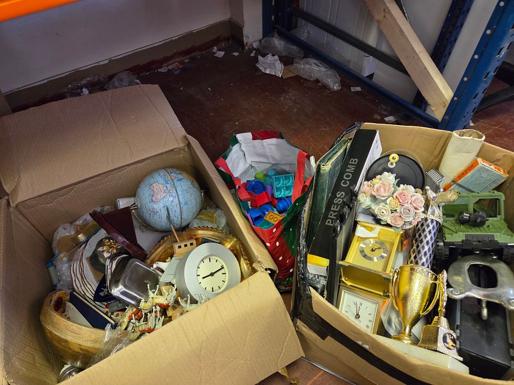 Lot 388 – A Collection of Clocks, Toys, and Miscellaneous Household Items