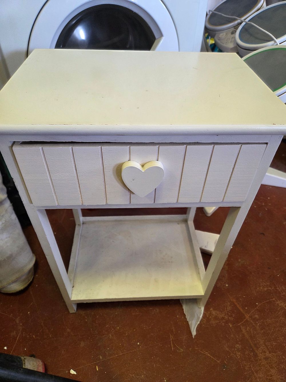 Lot 426 – A Contemporary White-Painted Bedside Table with Heart-Shaped Drawer Pull