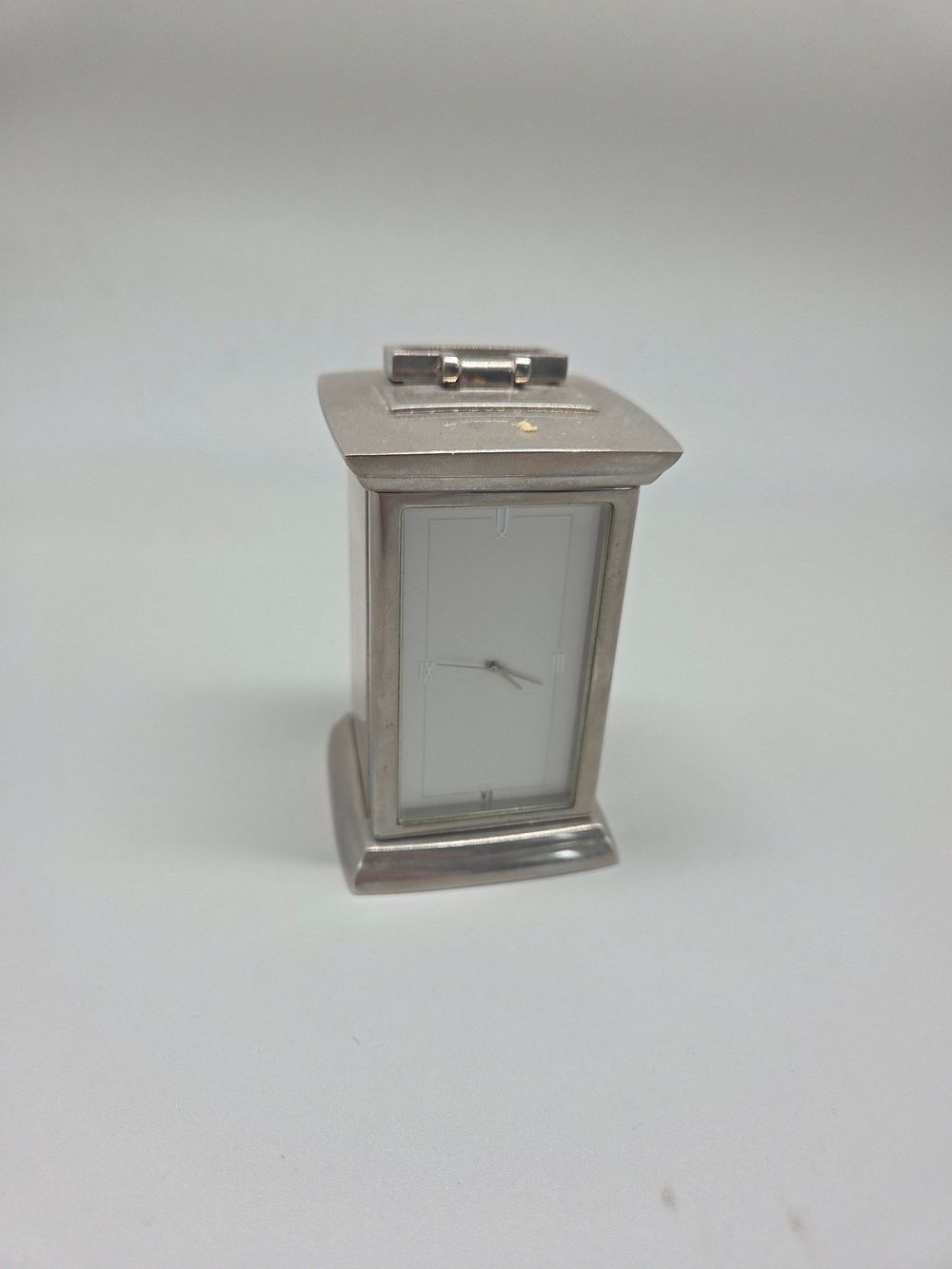 Lot 620 – Contemporary Brushed Metal Desk Clock with Integrated Sliding Storage Compartment