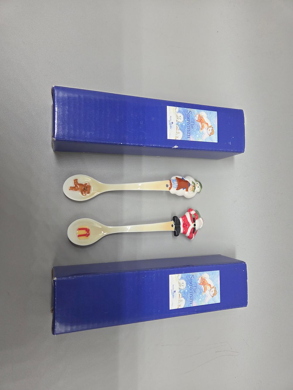 Lot 621 – A Pair of Border Fine Arts Studio The Snowman Ceramic Character Spoons
